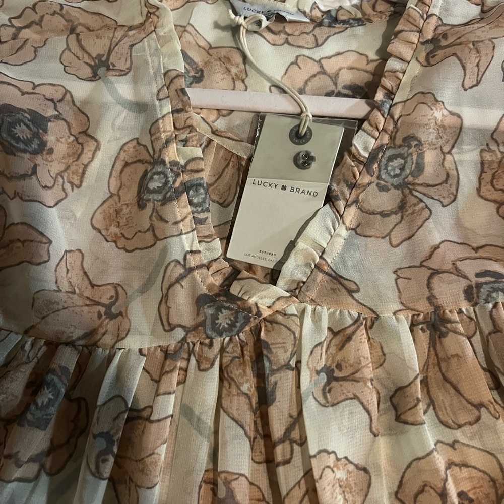 Lucky Brand Floral print Blush Roses NWT size XL so pretty in person